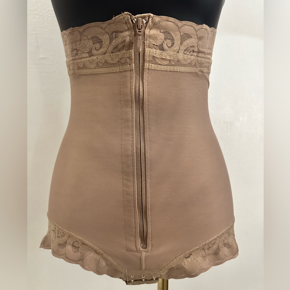 Jackie London shapewear